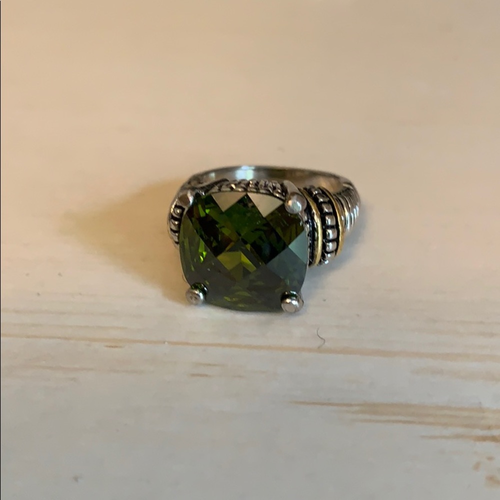 Ring